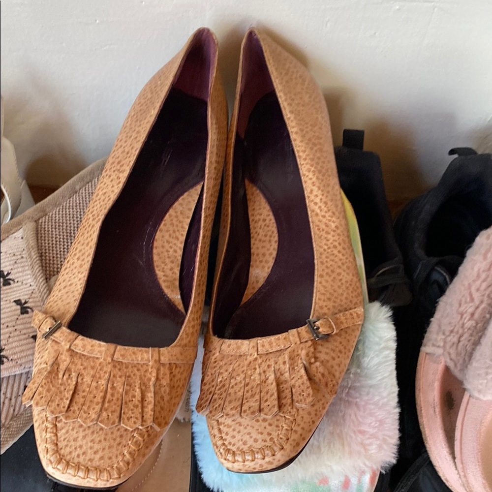 Elegant Tan Women's Shoes